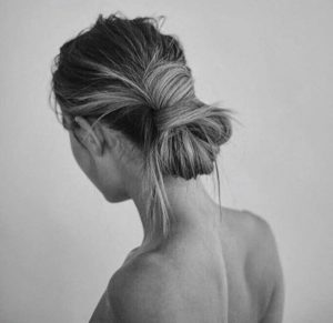 Our favourite updo hairstyles for the new season_relaxed updos 8