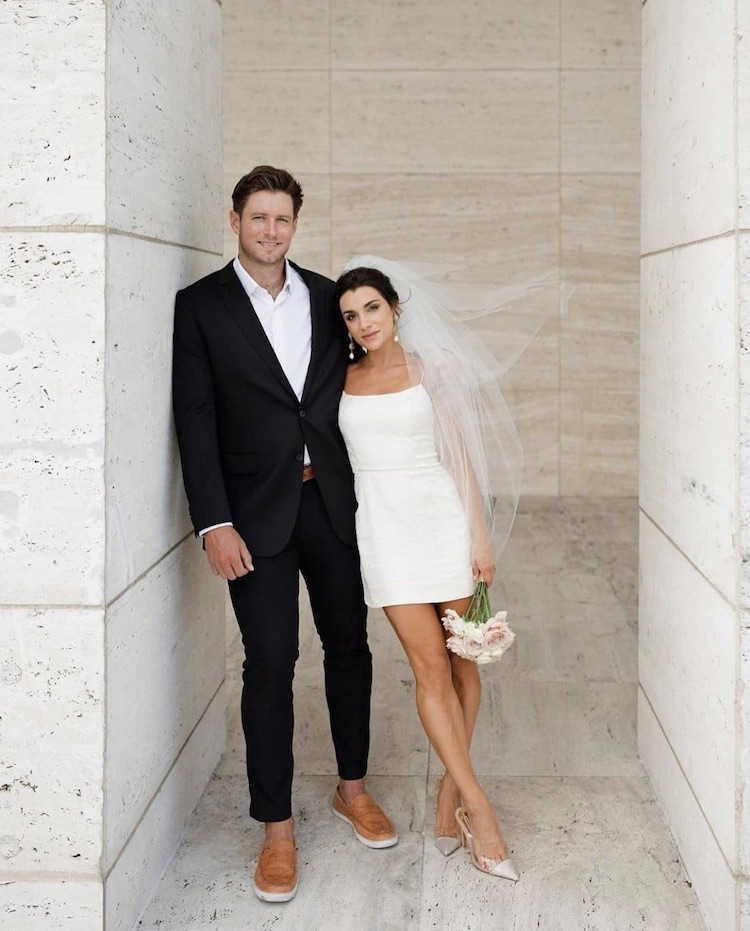 With Pearls Short Wedding Dress And Veil Illusion Short Wedding