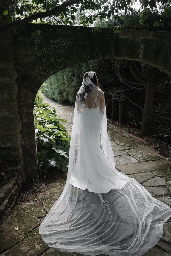 AUGUSTINE Juliet cap wedding veil 3