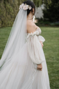 BLUSHING | Soft pink wedding veil 1