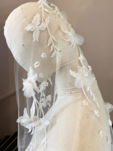 DOLCE | Crystal wedding veil 13