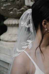 MATISSE Elbow length veil with lace 3