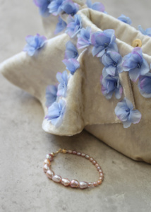Stylish Ideas For The Something Blue Wedding Tradition Isabella Clutch 2