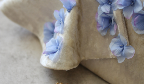 Stylish Ideas For The Something Blue Wedding Tradition Isabella Clutch 2