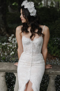 Must have bridal looks for spring weddings 14