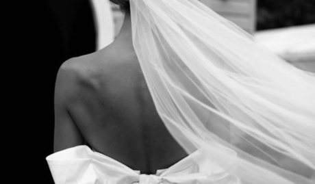 Wedding Dress With Bow And Short Veil 2