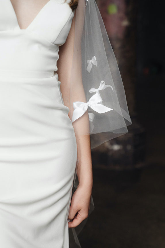 HEPBURN bridal veil with bows