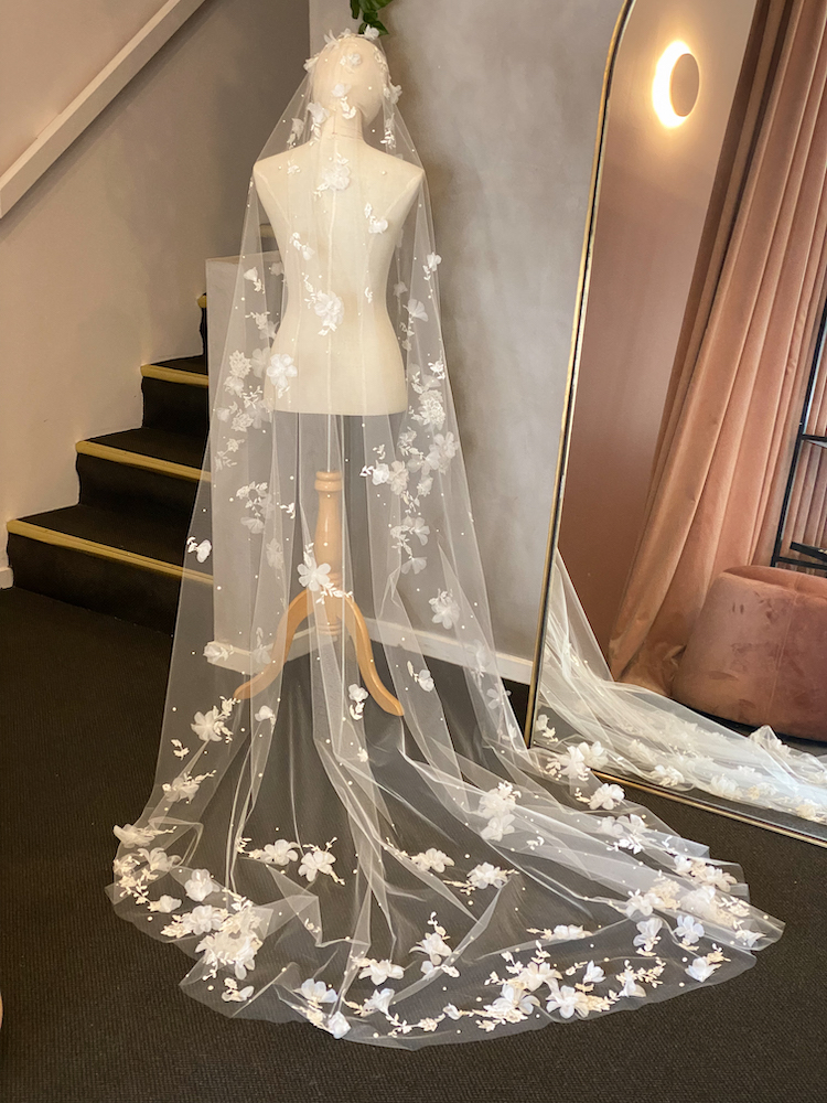The most romantic cathedral veil for bride Callie