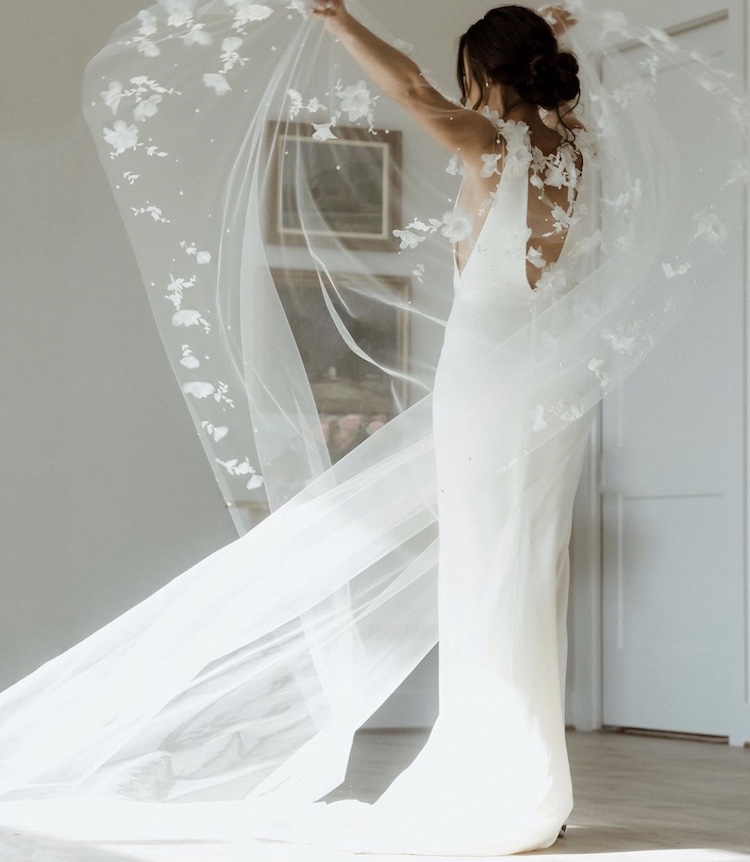 Bridal capes to elevate your wedding dress_Bride Alex wears DRAPED IN FLOWERS cape 6