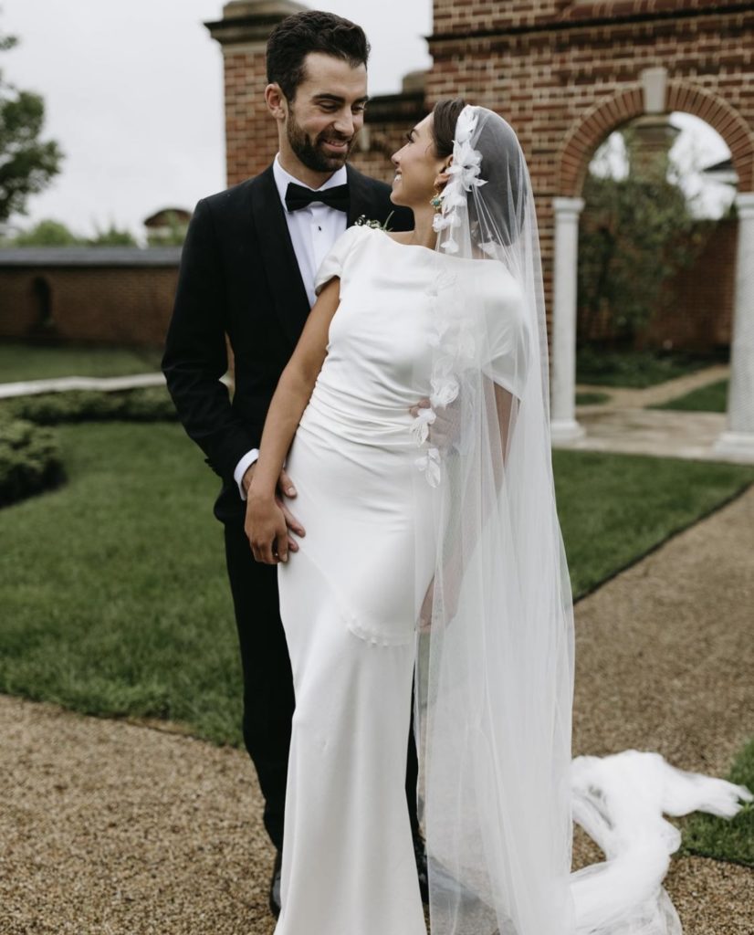 Wedding veils for petite brides TANIA MARAS BRIDAL