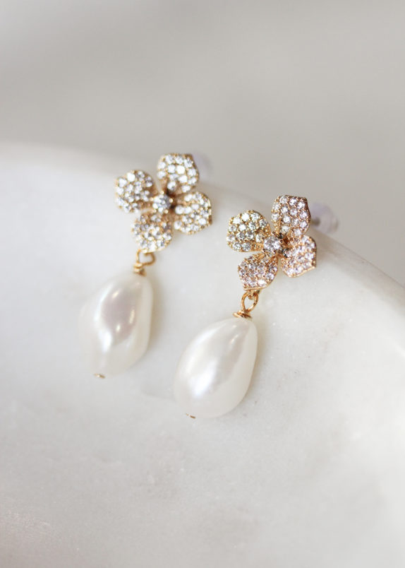 JULIUS crystal pearl earrings 3