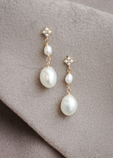 FARRAH pearl drop earrings 1