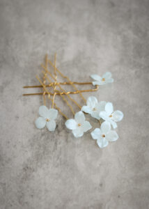 HYDRANGEA_Pale blue floral hair pins 4