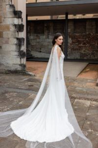 High Impact wedding veils to transform your bridal look 13