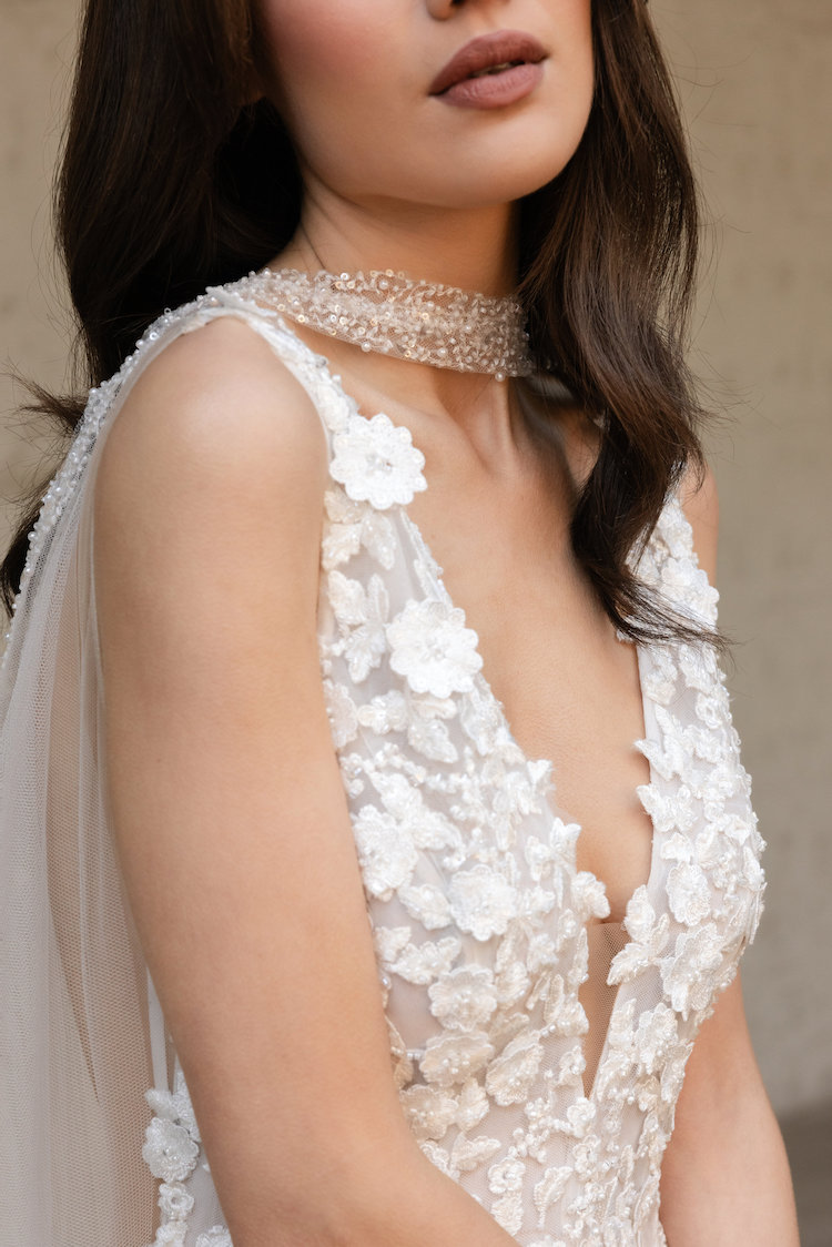 High Impact wedding veils to transform your bridal look 16
