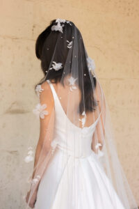 High Impact wedding veils to transform your bridal look 22