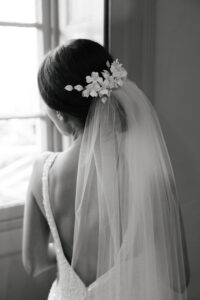 High Impact wedding veils to transform your bridal look 37