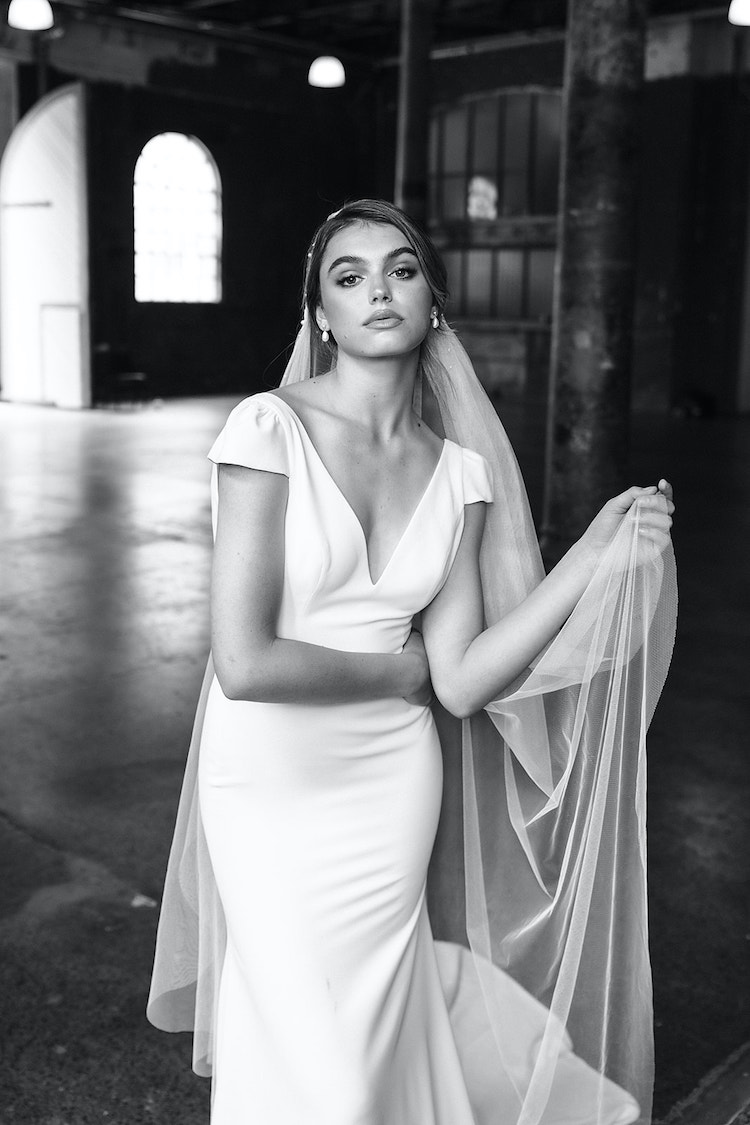 Timeless juliet cap veils for modern brides 11