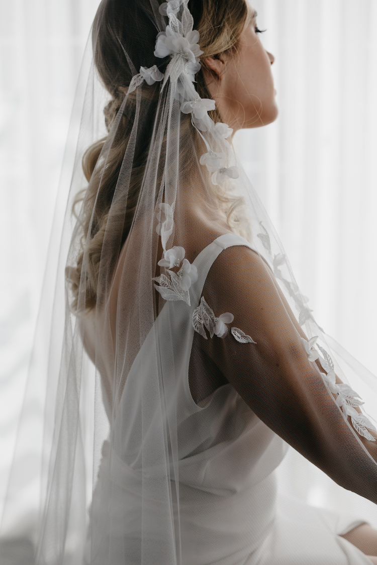 Timeless juliet cap veils for modern brides 14