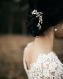 Artemis Bridal Hair Comb With Blue.jpg