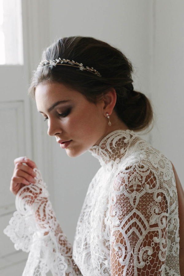 Blanchett Delicate Wedding Crown 2 E1521336287222.jpg