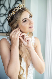 Bride Adrianna Wears Reina Crown 1.jpg