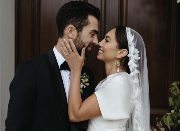 Bride Alexa Wears The Carmen Veil 9.jpg