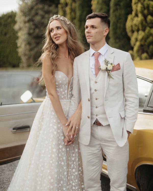 Bride Caitlin Wears Medici Crown 2.jpg