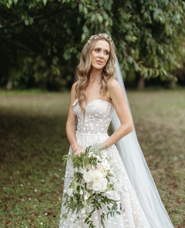 Bride Caitlin Wears Medici Crown 3.jpg