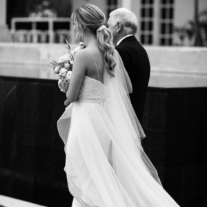 Bride Melanie Wears The Bordeaux Pony Tail Veil 1 E1572647273109.png