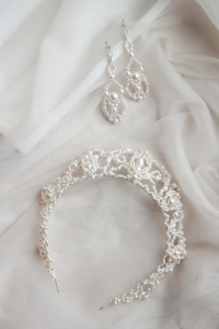 Caspian Pearl Crown 3.jpg