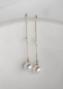 Cecile Minimal Pearl Earrings 1.jpg