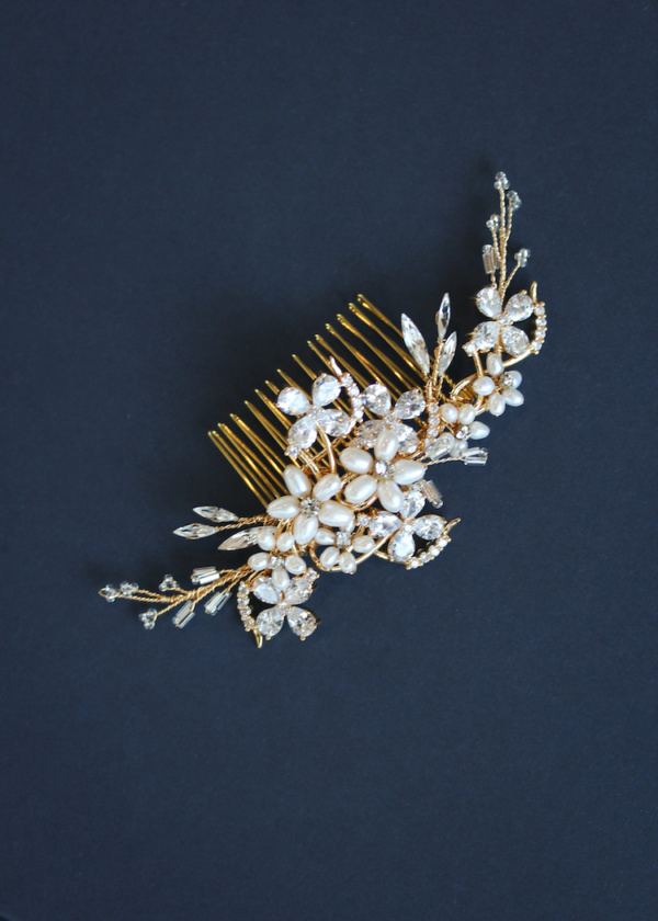 Esther Crystal Bridal Comb 3.jpg