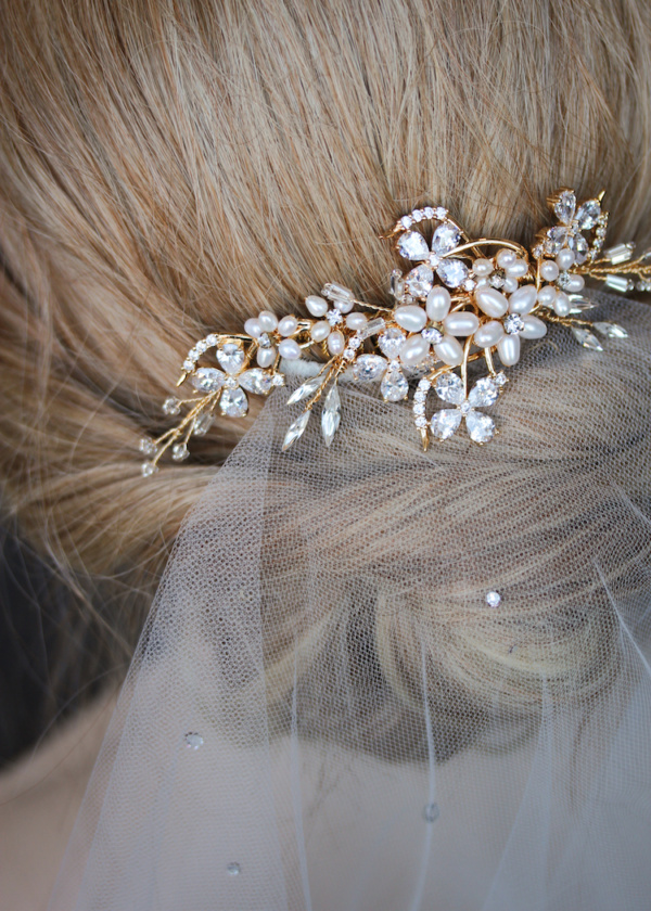 Esther Crystal Bridal Comb 5.jpg