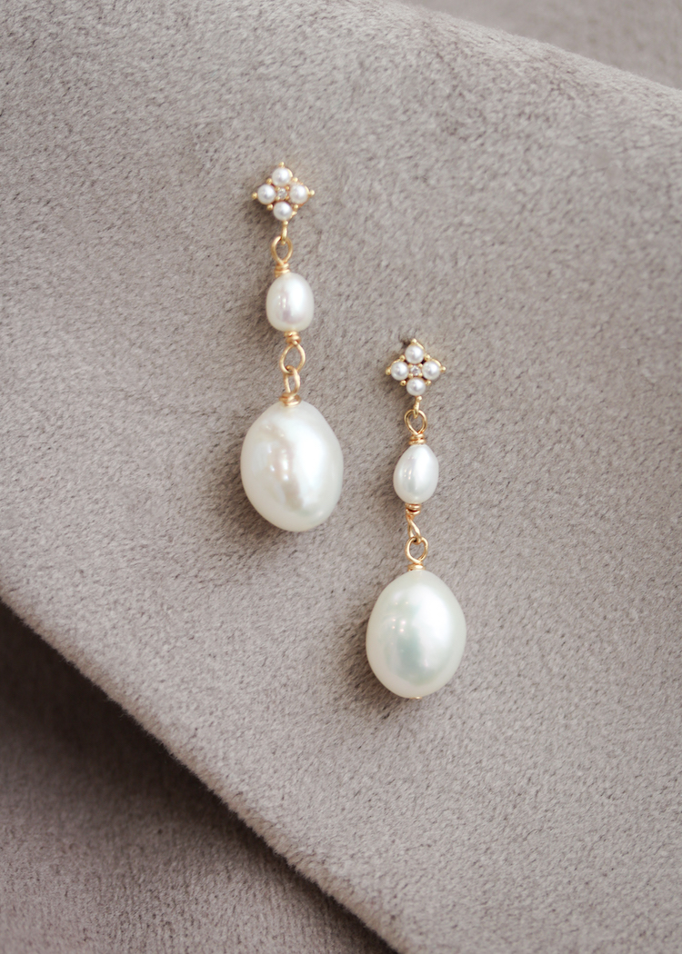 Simple Pearl Drop Earrings Simple Pearl Drop Earrings