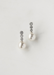Flynn Pearl Bridal Earrings 1 1.jpg