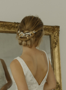Honeysuckle Floral Wedding Headpiece 2.jpg