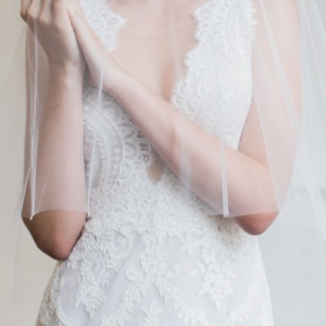 Karell Hip Length Drop Veil 1.jpg