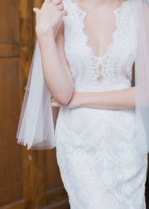 Karell Hip Length Drop Veil 4.jpg
