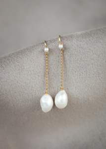 Katia Minimalist Pearl Earrings 1.jpg
