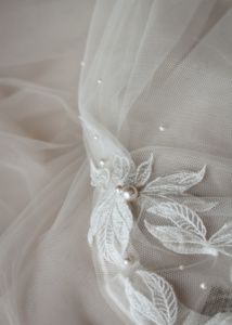 Lady Laurel Juliet Cap Veil 9.jpg