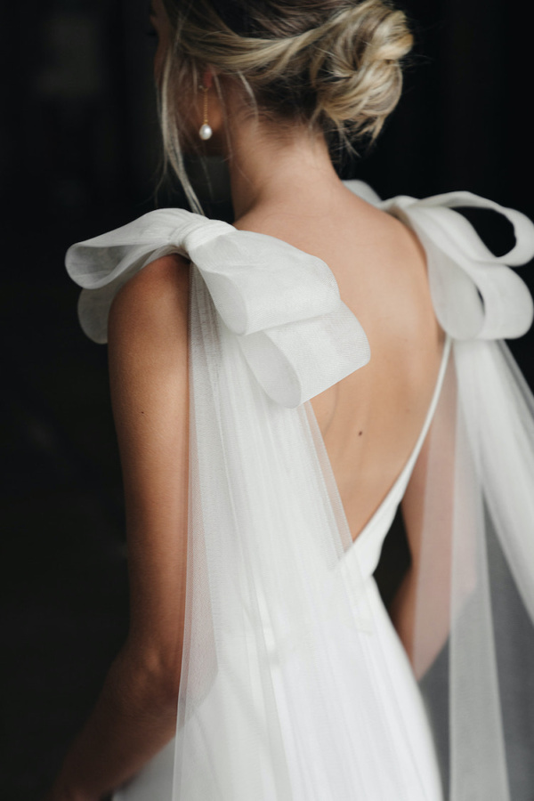 Laurence Bridal Wings With Bows