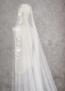 Magnolia Juliet Cap Veil 7.jpg