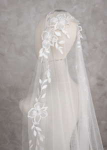 Magnolia Juliet Cap Veil 8.jpg