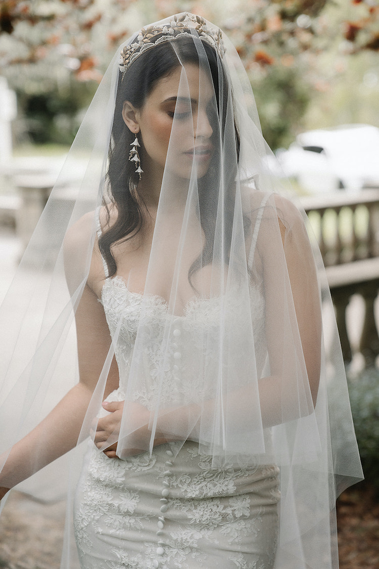 MIRA classic blusher veil