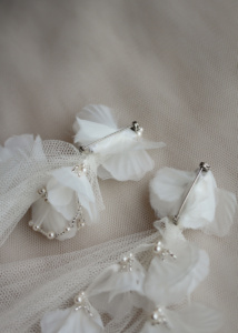 Odessa Bridal Cape 13.jpg
