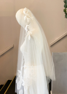 Remy Blusher Veil With Lace 12.jpg