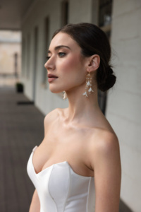 SNOWDROPS floral bridal earrings