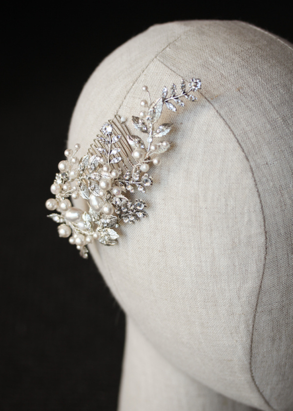 Thornberry Bridal Hair Comb 5.jpg