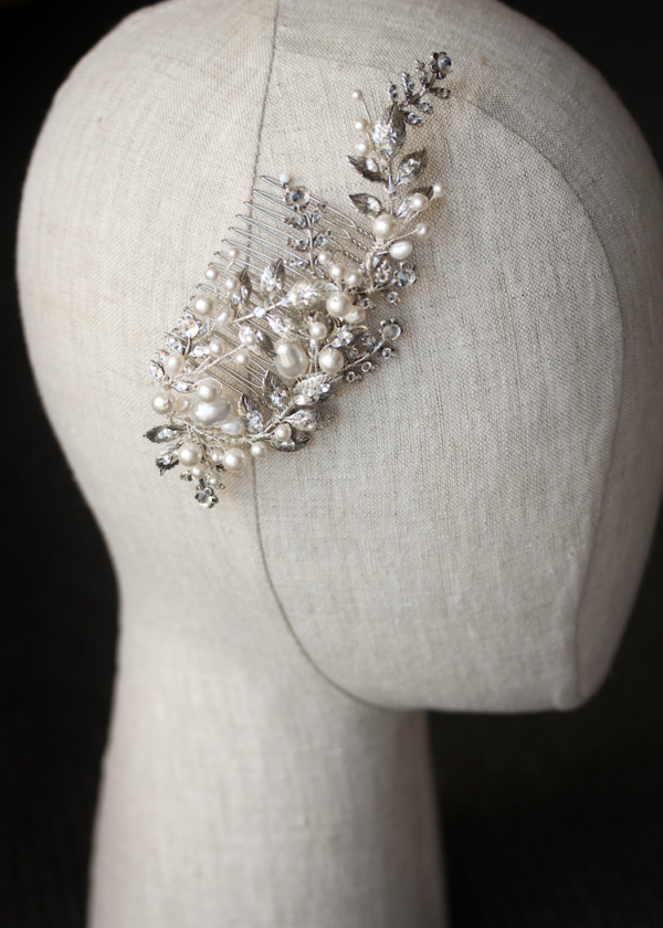 Thornberry Bridal Hair Comb 8.jpg
